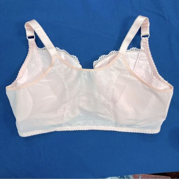 Bra Size 46DD Pink Lace Front Hooks Adjustable Straps Underwire Inside Padding - Picture 2 of 15